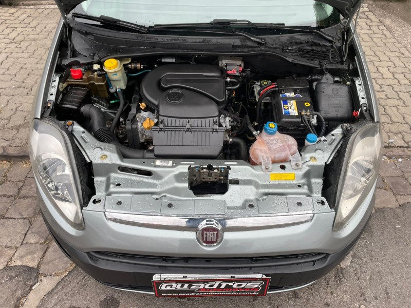PUNTO 1.4 ATTRACTIVE ITALIA 8V FLEX 4P MANUAL - 2013 - CAXIAS DO SUL