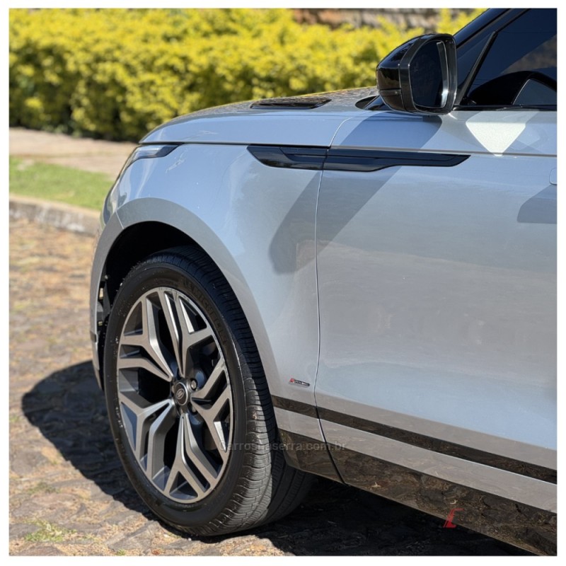 RANGE ROVER VELAR 2.0 P250 GASOLINA R-DYNAMIC SE AUTOMÁTICO - 2018 - CAMPO BOM