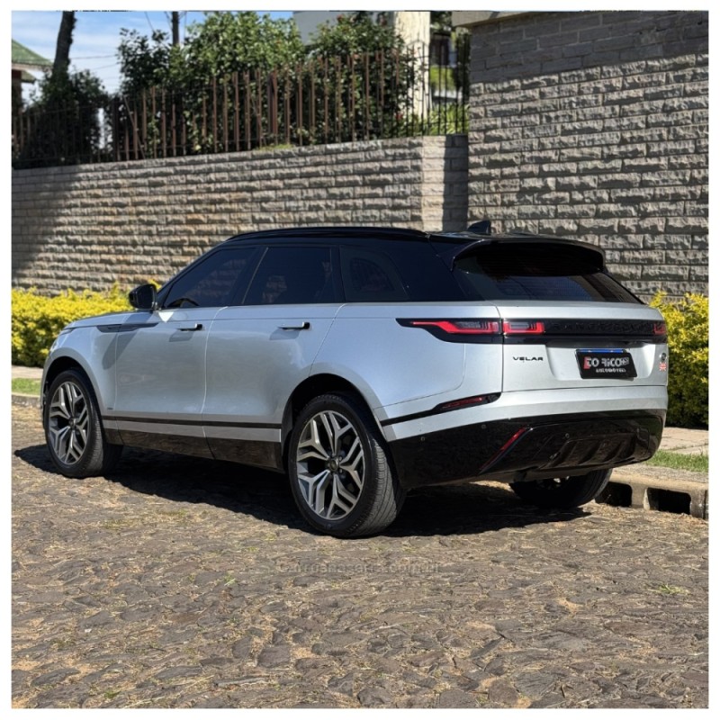 RANGE ROVER VELAR 2.0 P250 GASOLINA R-DYNAMIC SE AUTOMÁTICO - 2018 - CAMPO BOM