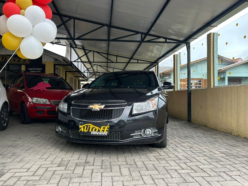 CRUZE 1.8 LT 16V FLEX 4P MANUAL - 2014 - CANELA