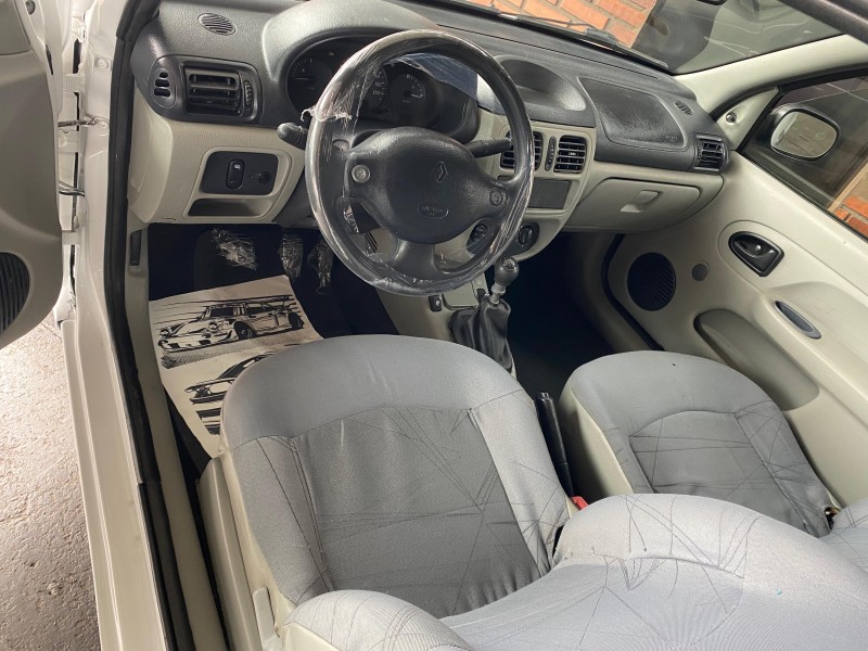 CLIO 1.0 AUTHENTIQUE 16V GASOLINA 2P MANUAL - 2004 - CAXIAS DO SUL