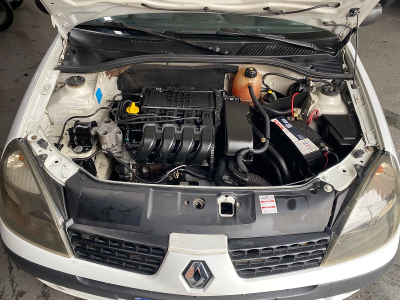 CLIO 1.0 AUTHENTIQUE 16V GASOLINA 2P MANUAL - 2004 - CAXIAS DO SUL