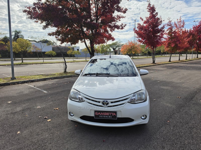 ETIOS 1.3 X 16V FLEX 4P MANUAL - 2017 - BENTO GONçALVES