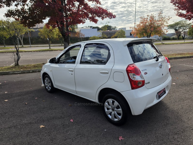 ETIOS 1.3 X 16V FLEX 4P MANUAL - 2017 - BENTO GONçALVES