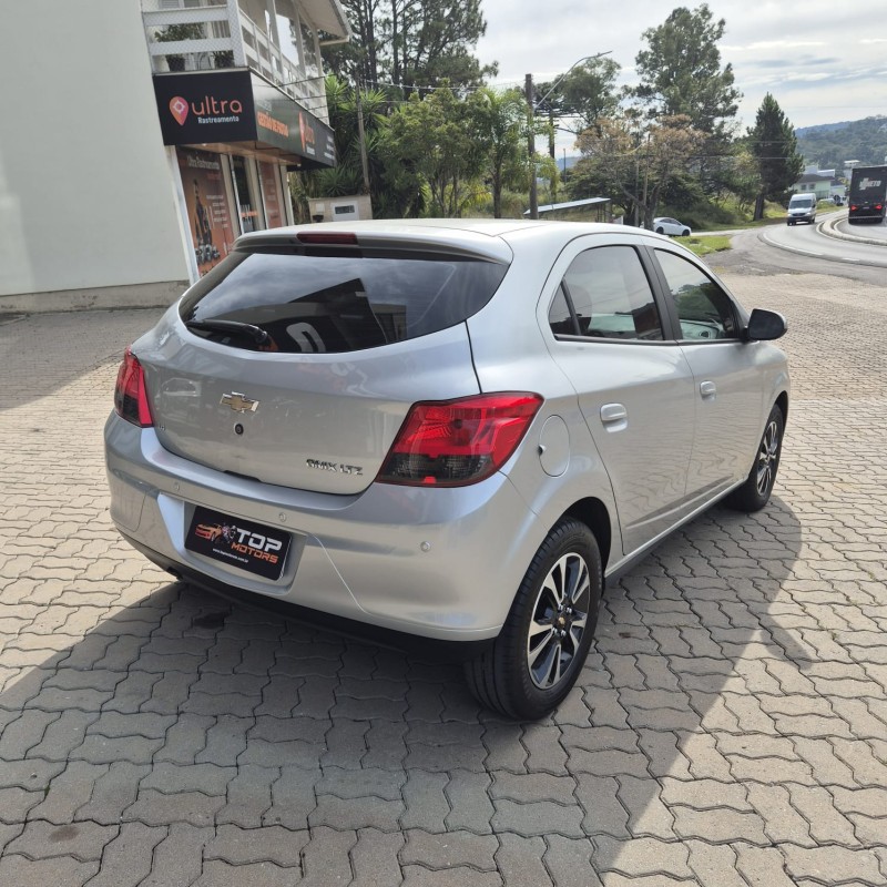 ONIX 1.4 MPFI LTZ 8V FLEX 4P MANUAL - 2015 - SãO MARCOS
