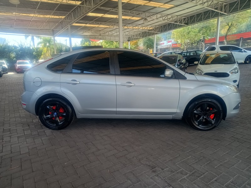 FOCUS 1.6 GLX 16V FLEX 4P MANUAL - 2012 - CAXIAS DO SUL