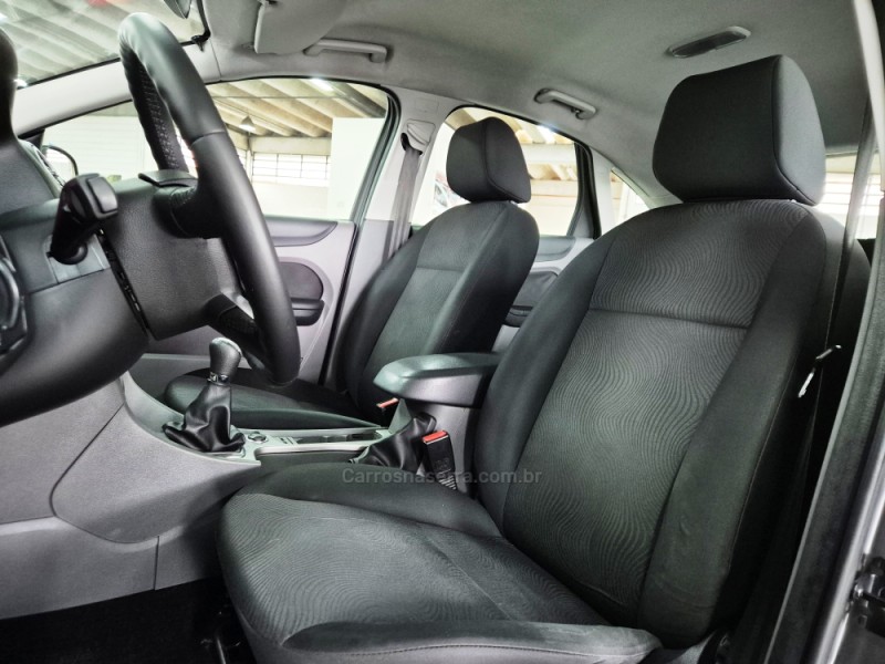 FOCUS 1.6 GLX 16V FLEX 4P MANUAL - 2013 - CAXIAS DO SUL