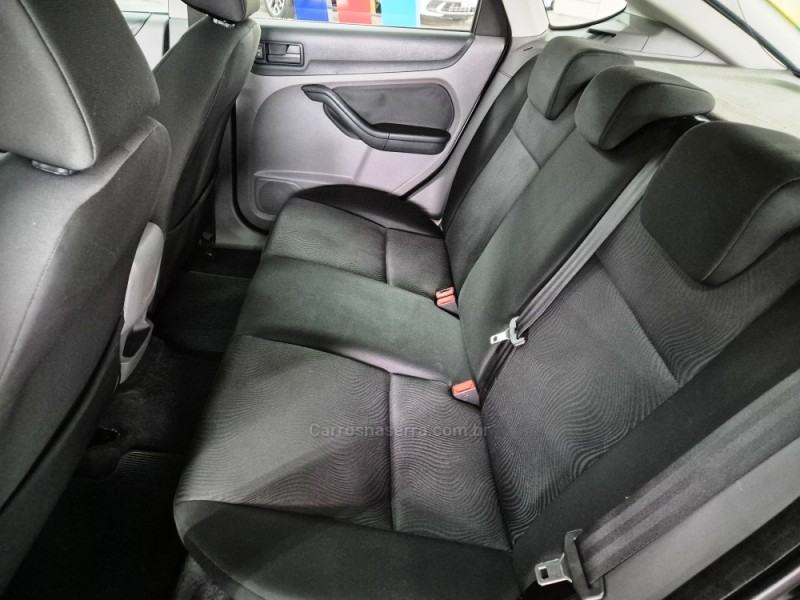 FOCUS 1.6 GLX 16V FLEX 4P MANUAL - 2013 - CAXIAS DO SUL