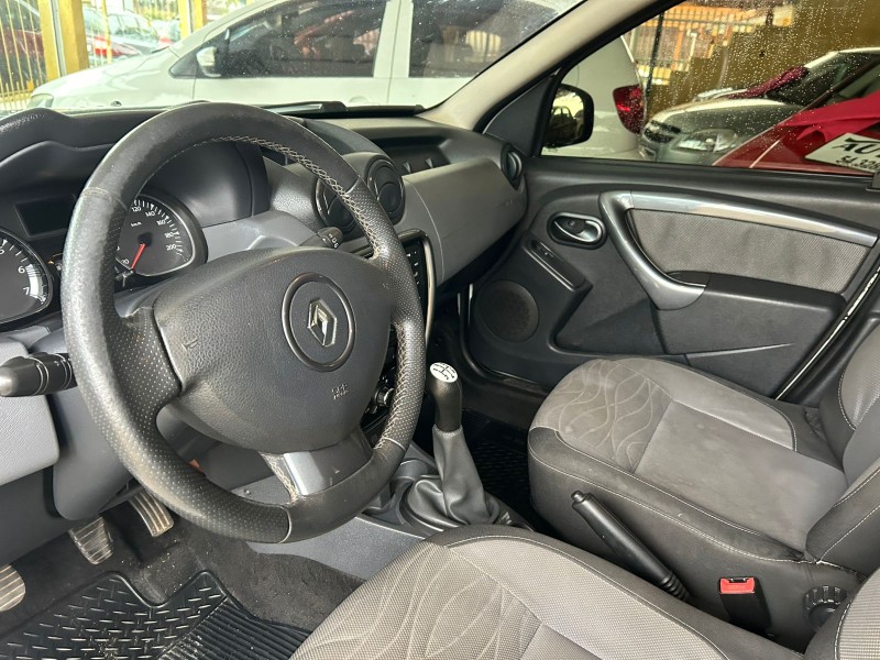 DUSTER 1.6 DYNAMIQUE 4X2 16V FLEX 4P MANUAL - 2014 - CANELA