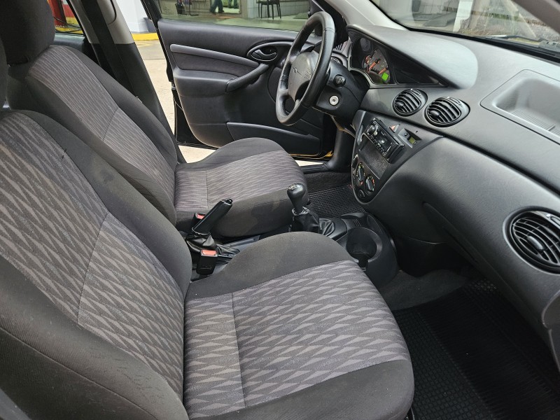 FOCUS 1.6 GLX SEDAN 8V FLEX 4P MANUAL - 2007 - CAXIAS DO SUL