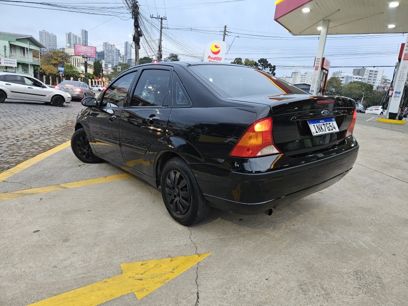 FOCUS 1.6 GLX SEDAN 8V FLEX 4P MANUAL - 2007 - CAXIAS DO SUL