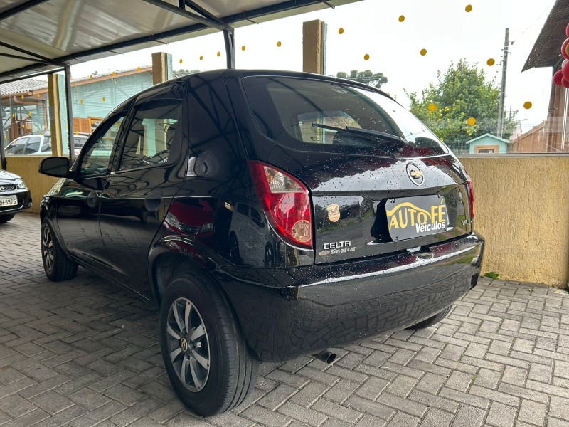 CELTA 1.0 MPFI SPIRIT 8V FLEX 4P MANUAL - 2010 - CANELA