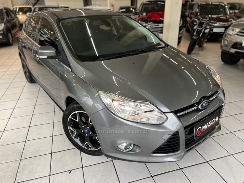 FOCUS 2.0 TITANIUM HATCH 16V FLEX 4P AUTOMÁTICO - 2015 - CAXIAS DO SUL