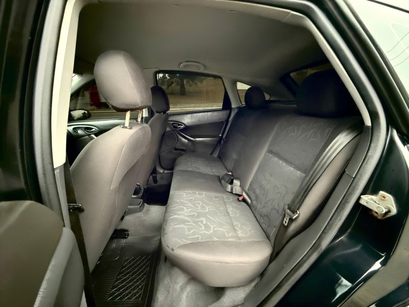 FOCUS 1.6 GL 8V FLEX 4P MANUAL - 2009 - FARROUPILHA