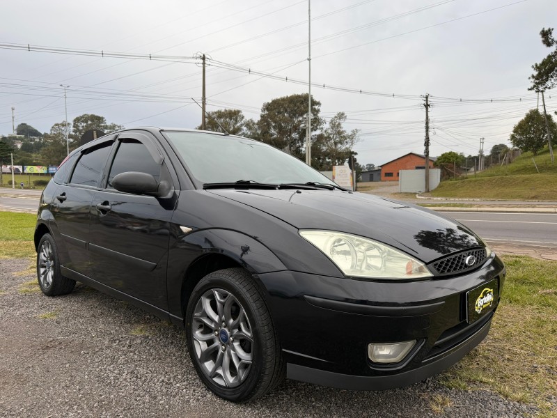 FOCUS 1.6 GL 8V FLEX 4P MANUAL - 2009 - FARROUPILHA