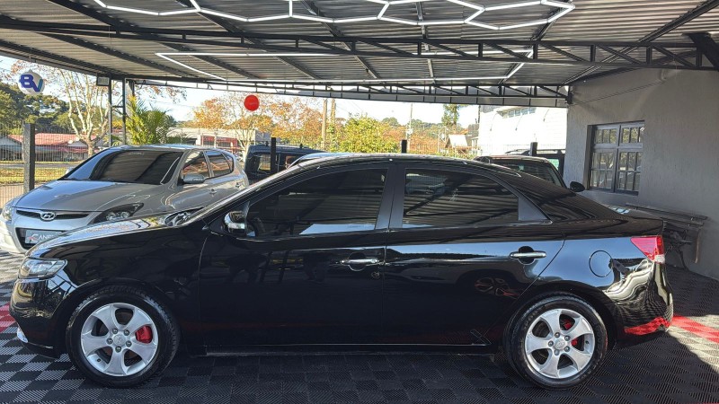 CERATO 1.6 SX2 16V GASOLINA 4P MANUAL - 2011 - CANELA
