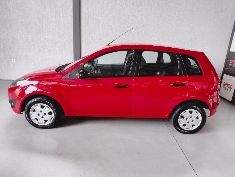 FIESTA 1.0 MPI 8V GASOLINA 4P MANUAL - 2013 - SãO SEBASTIãO DO CAí