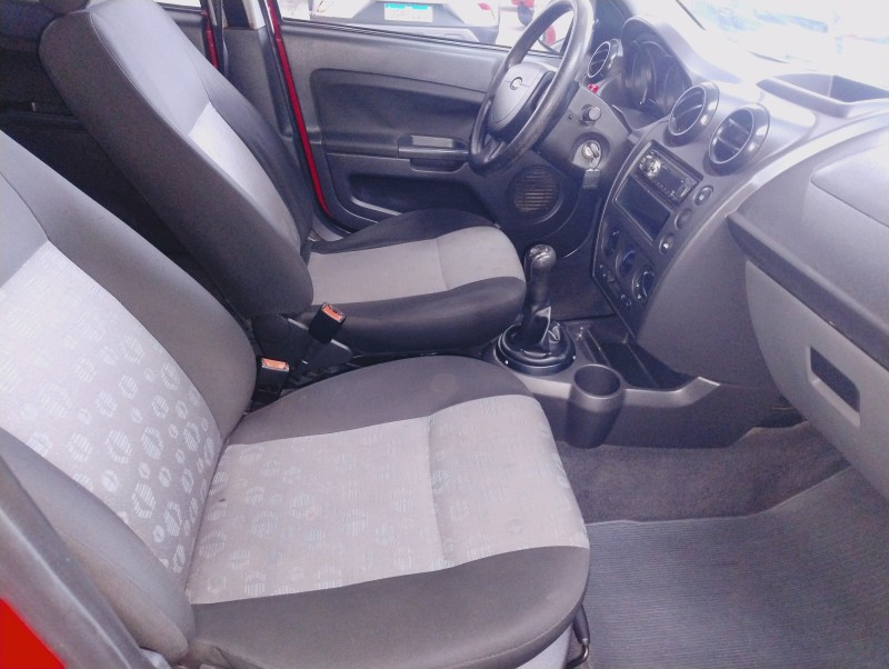 FIESTA 1.0 MPI 8V GASOLINA 4P MANUAL - 2013 - SãO SEBASTIãO DO CAí