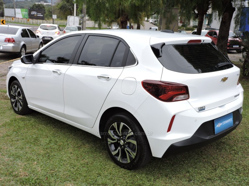 ONIX 1.0 PREMIER 12V TURBO FLEX 4P AUTOMÁTICO - 2023 - SãO MARCOS