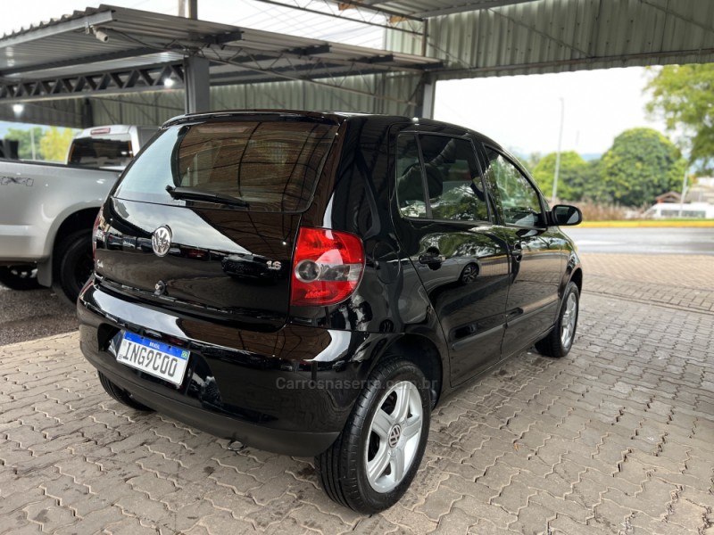 FOX 1.6 MI PLUS 8V FLEX 4P MANUAL - 2007 - BOM PRINCíPIO