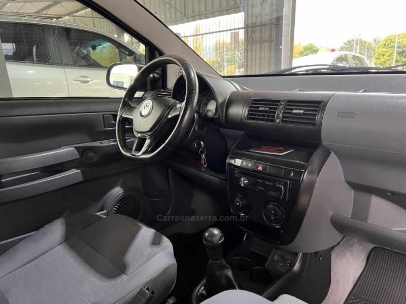 FOX 1.6 MI PLUS 8V FLEX 4P MANUAL - 2007 - BOM PRINCíPIO