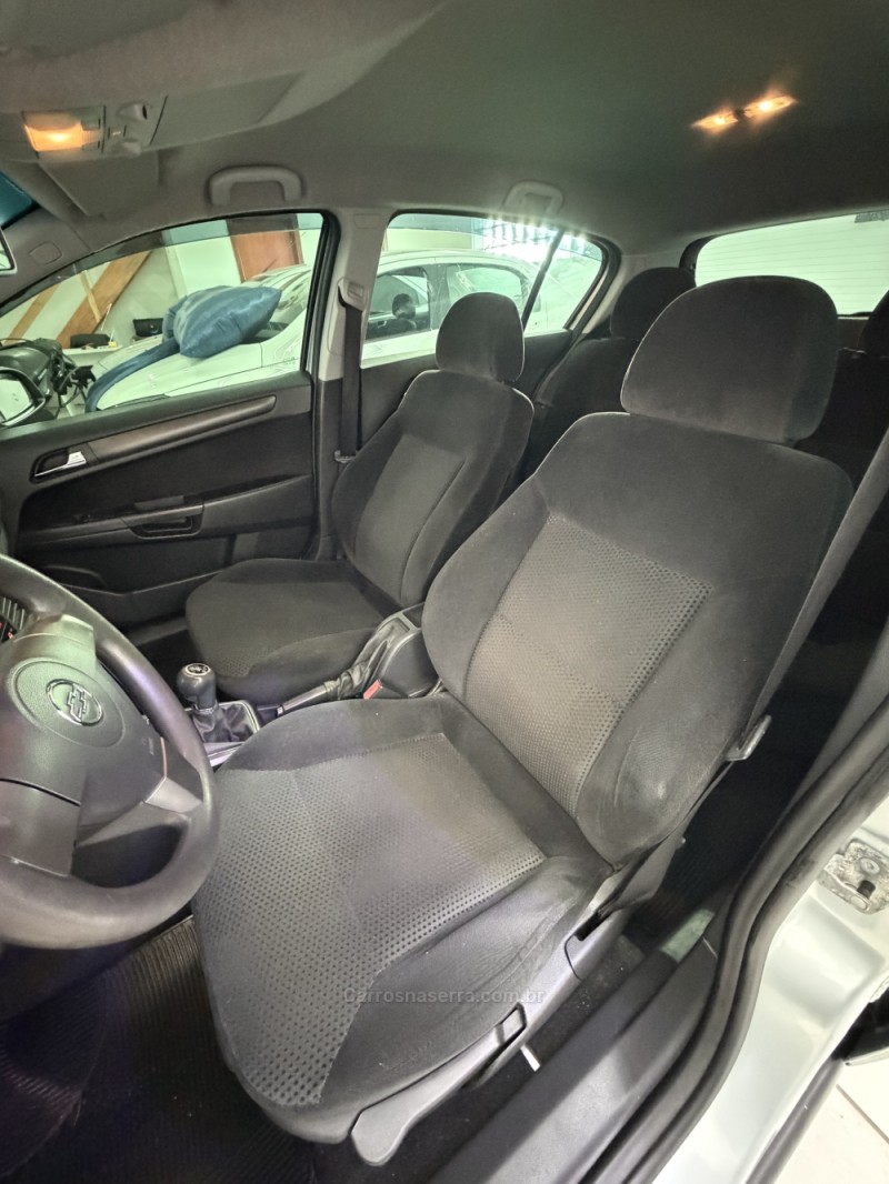 VECTRA 2.0 MPFI GT HATCH 8V FLEX 4P MANUAL - 2008 - CAXIAS DO SUL