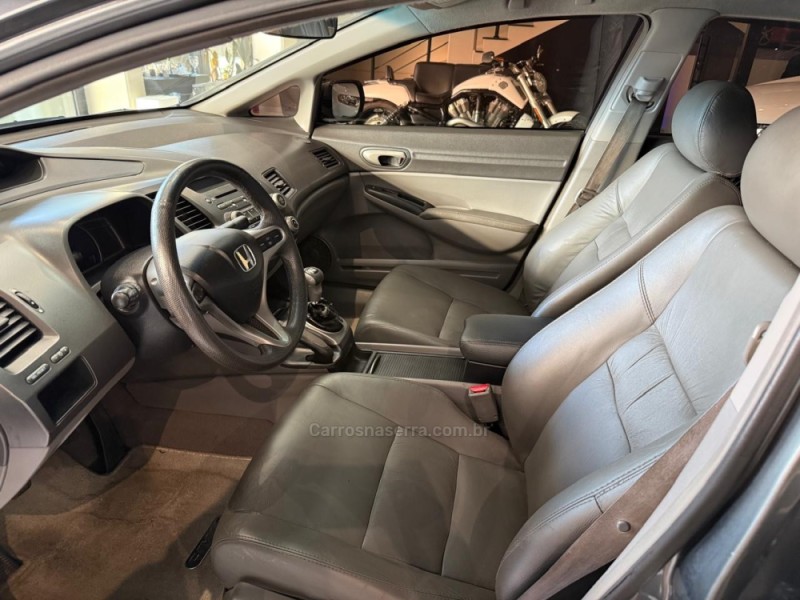 CIVIC 1.8 LXL SE 16V FLEX 4P MANUAL - 2011 - CAXIAS DO SUL