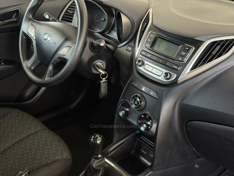 HB20 1.0 COMFORT 12V FLEX 4P MANUAL - 2016 - VACARIA