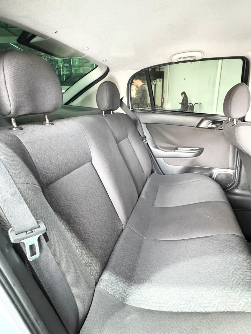 ASTRA 2.0 MPFI ADVANTAGE 8V FLEX 4P MANUAL - 2000 - NOVO HAMBURGO