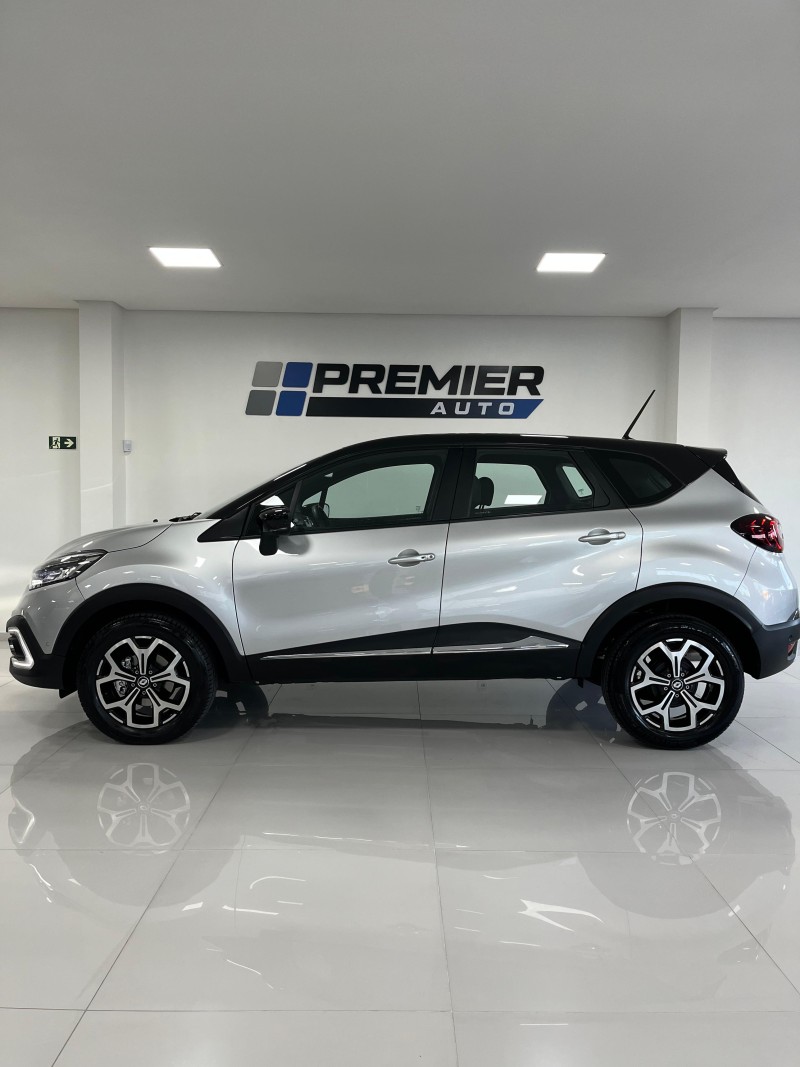 CAPTUR 1.3 ICONIC 16V TURBO FLEX 4P AUTOMÁTICO - 2022 - CAXIAS DO SUL