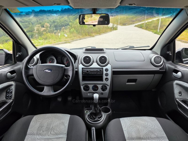 FIESTA 1.6 ROCAM SE SEDAN 8V FLEX 4P MANUAL - 2009 - BENTO GONçALVES