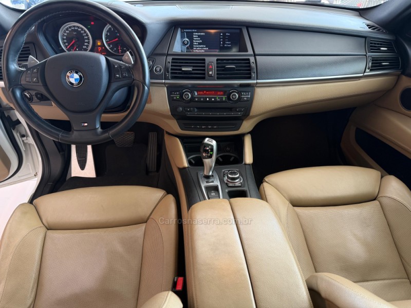 X6 4.4 M 4X4 COUPÉ V8 32V BI-TURBO GASOLINA 4P AUTOMÁTICO - 2014 - VACARIA