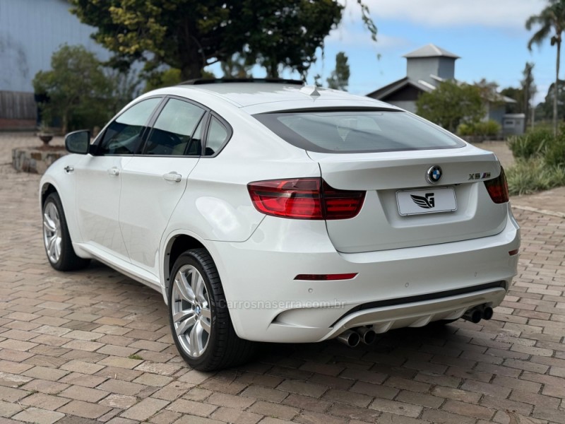 X6 4.4 M 4X4 COUPÉ V8 32V BI-TURBO GASOLINA 4P AUTOMÁTICO - 2014 - VACARIA