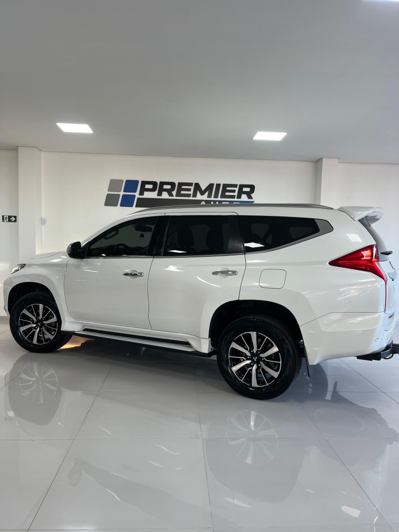 PAJERO SPORT 2.4 HPE 4X4 DIESEL 4P AUTOMÁTICA - 2020 - CAXIAS DO SUL