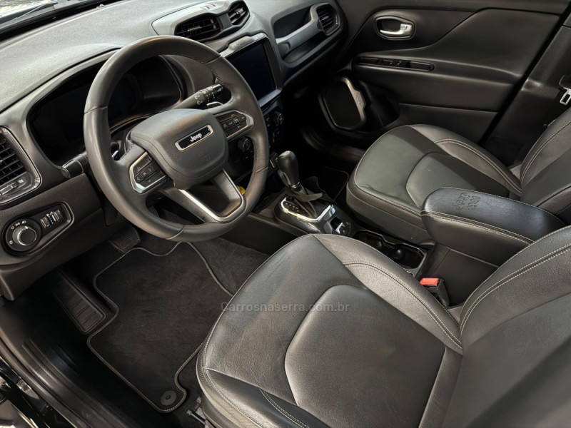 RENEGADE 1.3 16V LONGITUDE T270 TURBO 4X2 FLEX 4P AUTOMÁTICO - 2024 - VACARIA