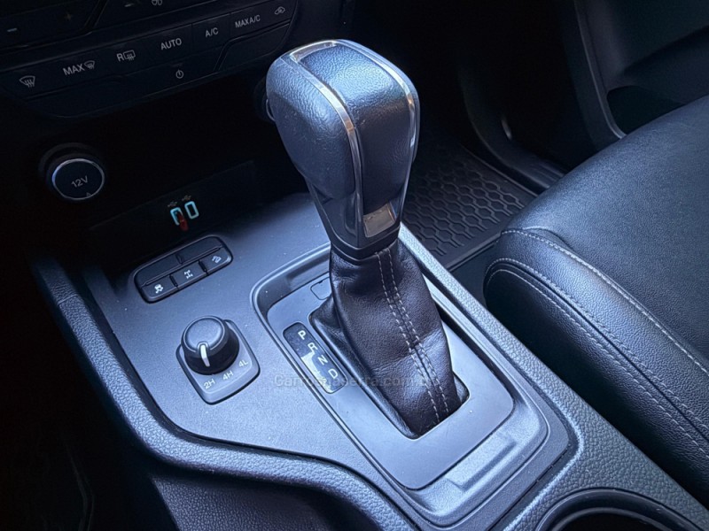 RANGER 3.2 XLT 4X4 CD 20V DIESEL 4P AUTOMÁTICO - 2020 - VACARIA
