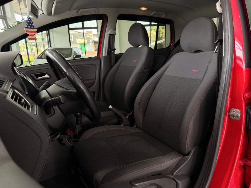 CROSSFOX 1.6 MI FLEX 8V 4P MANUAL - 2013 - FELIZ