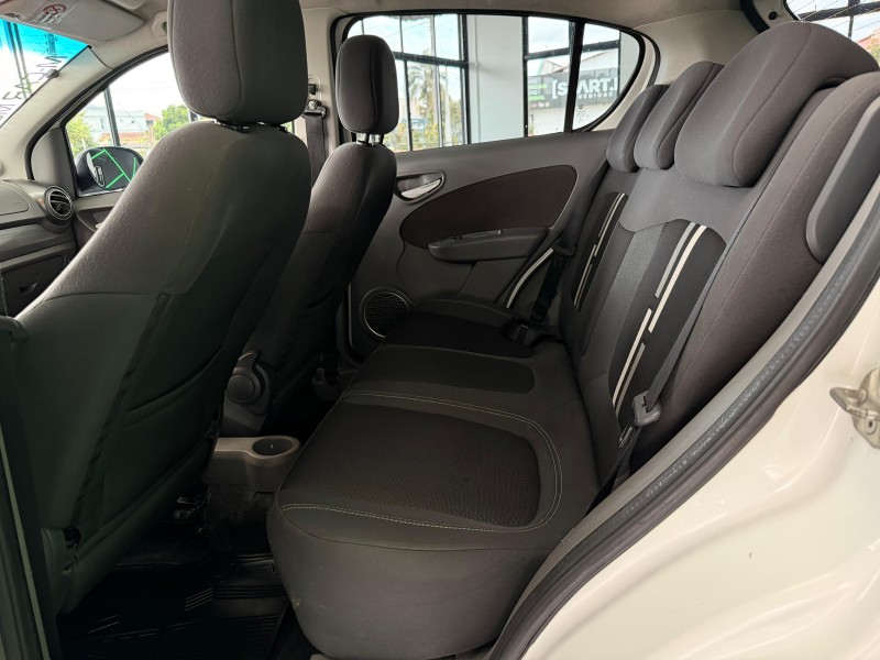 PALIO 1.6 MPI ESSENCE 16V FLEX 4P MANUAL - 2014 - FELIZ
