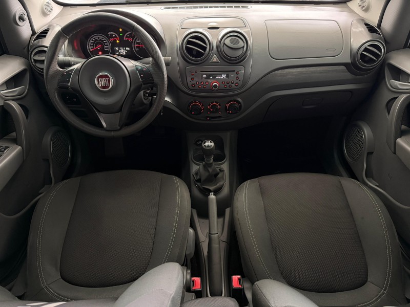 PALIO 1.6 MPI ESSENCE 16V FLEX 4P MANUAL - 2014 - FELIZ
