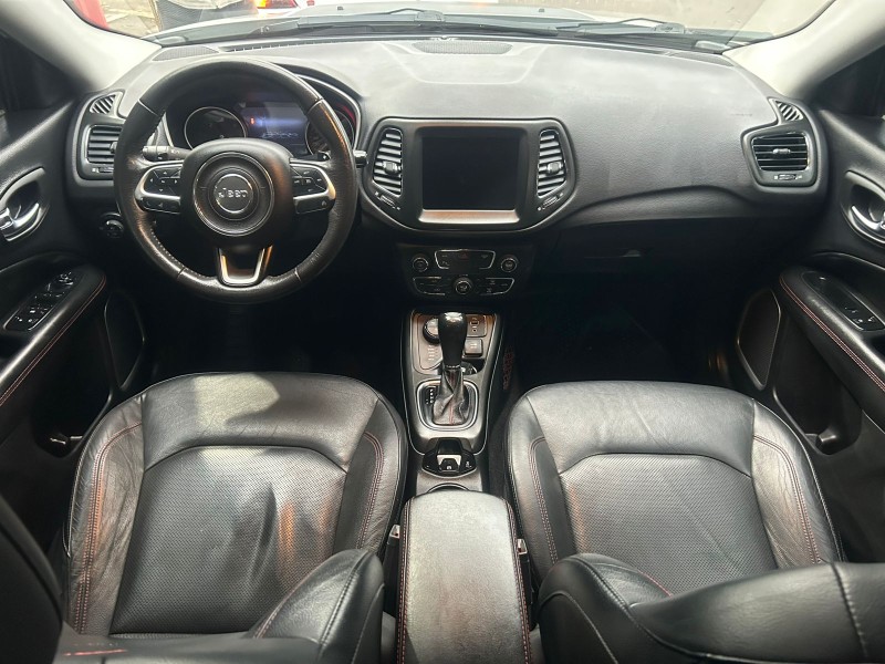 COMPASS 2.0 16V DIESEL TRAILHAWK 4X4 AUTOMÁTICO - 2017 - TRêS COROAS