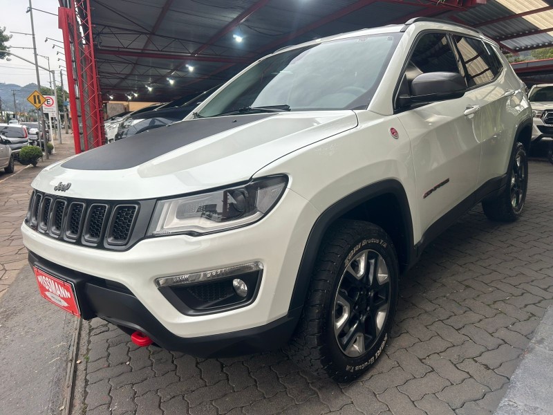 COMPASS 2.0 16V DIESEL TRAILHAWK 4X4 AUTOMÁTICO - 2017 - TRêS COROAS