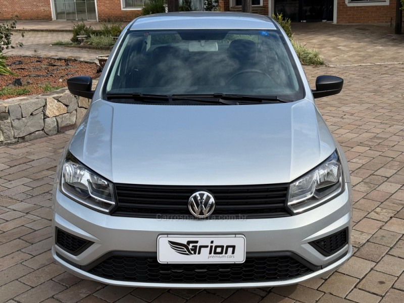 VOYAGE 1.0 12V MPI TOTALFLEX TRENDLINE 4P MANUAL - 2023 - VACARIA