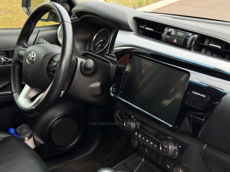 HILUX 2.8 SRV 4X4 CD 16V DIESEL 4P AUTOMÁTICO - 2024 - VACARIA