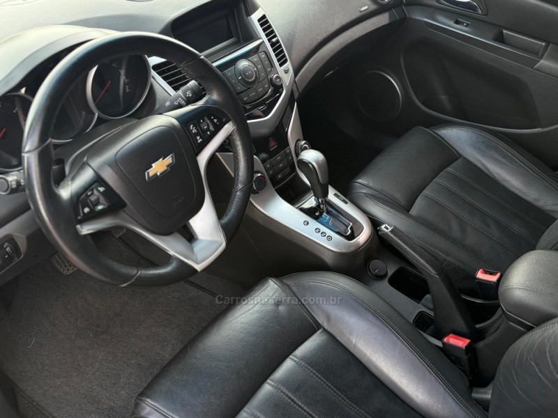 CRUZE 1.8 LT 16V FLEX 4P AUTOMÁTICO - 2016 - VACARIA