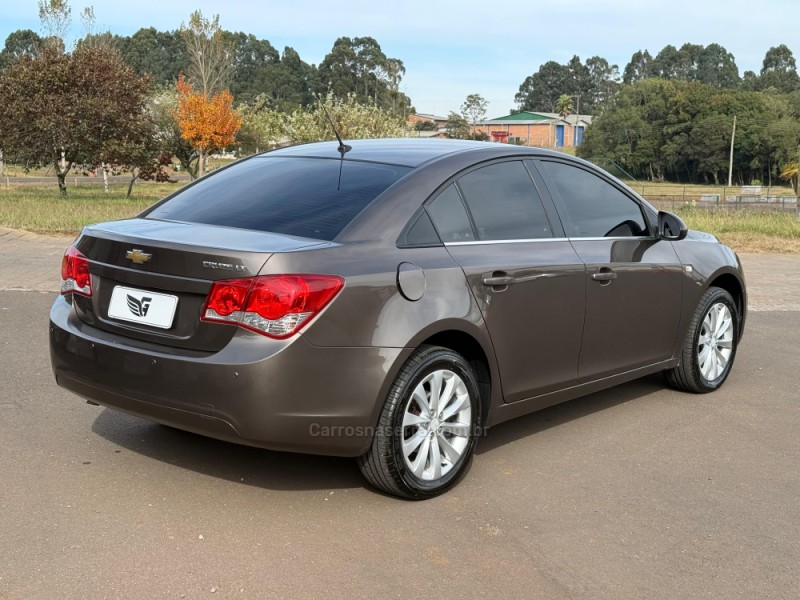 CRUZE 1.8 LT 16V FLEX 4P AUTOMÁTICO - 2016 - VACARIA