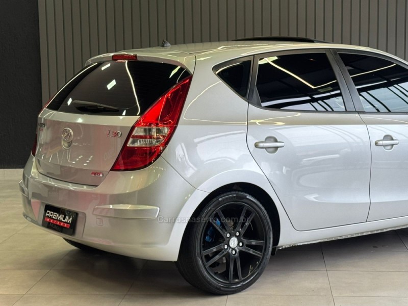 I30 2.0 MPFI GLS 16V GASOLINA 4P AUTOMÁTICO - 2010 - DOIS IRMãOS