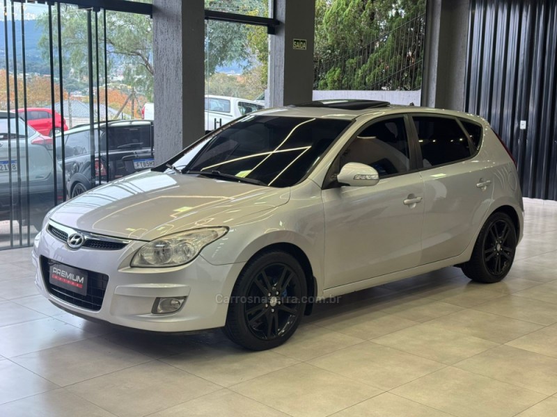 I30 2.0 MPFI GLS 16V GASOLINA 4P AUTOMÁTICO - 2010 - DOIS IRMãOS