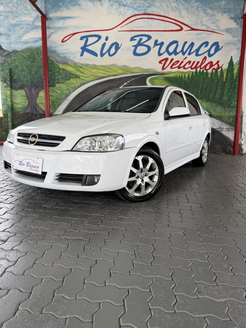 astra 2.0 mpfi advantage 8v flex 4p automatico 2011 caxias do sul