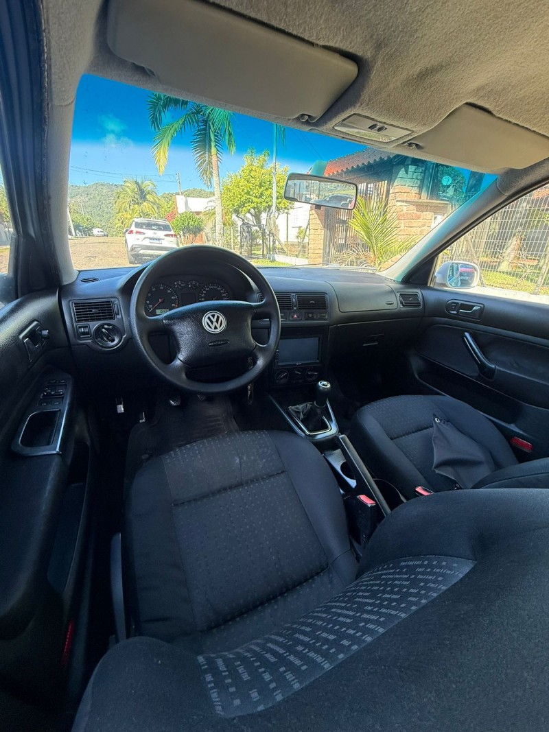 GOLF 1.6 MI 8V GASOLINA 4P MANUAL - 2001 - FELIZ
