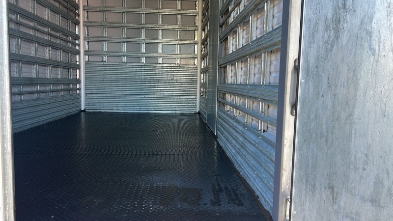 SPRINTER 2.2 CHASSI 516 LONGO DIESEL 3P MANUAL - 2025 - FARROUPILHA